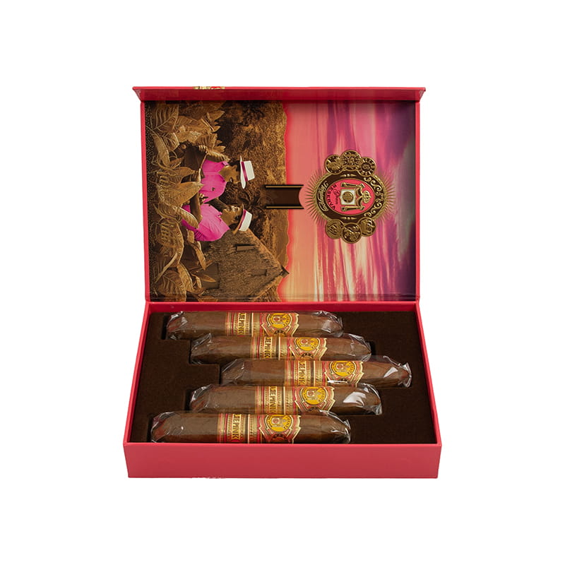 Rare œuvre d'art rose