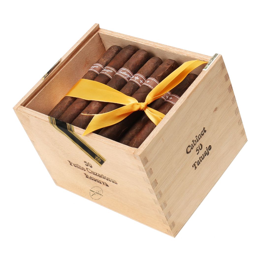 Sélection de Cazador Petite Tatuaje